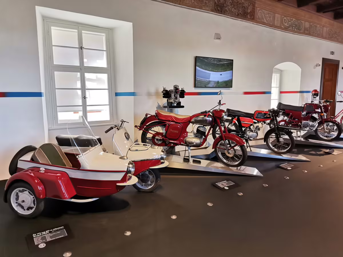 Historický vývoj motocyklů