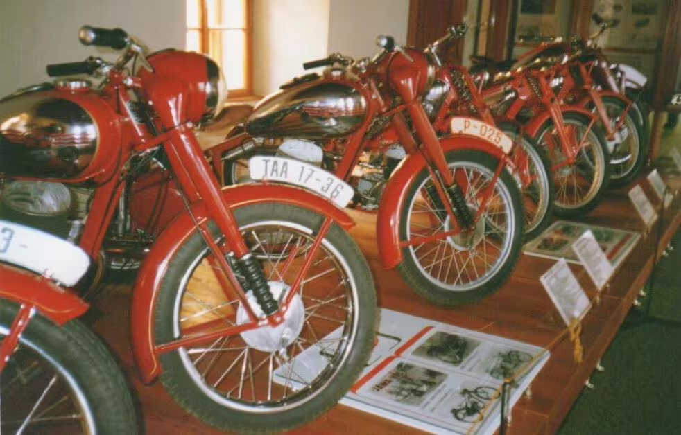 Expozice historických motocyklů