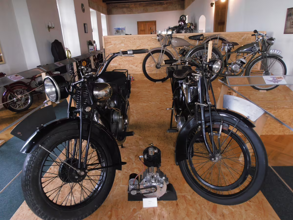Expozice historických motocyklů